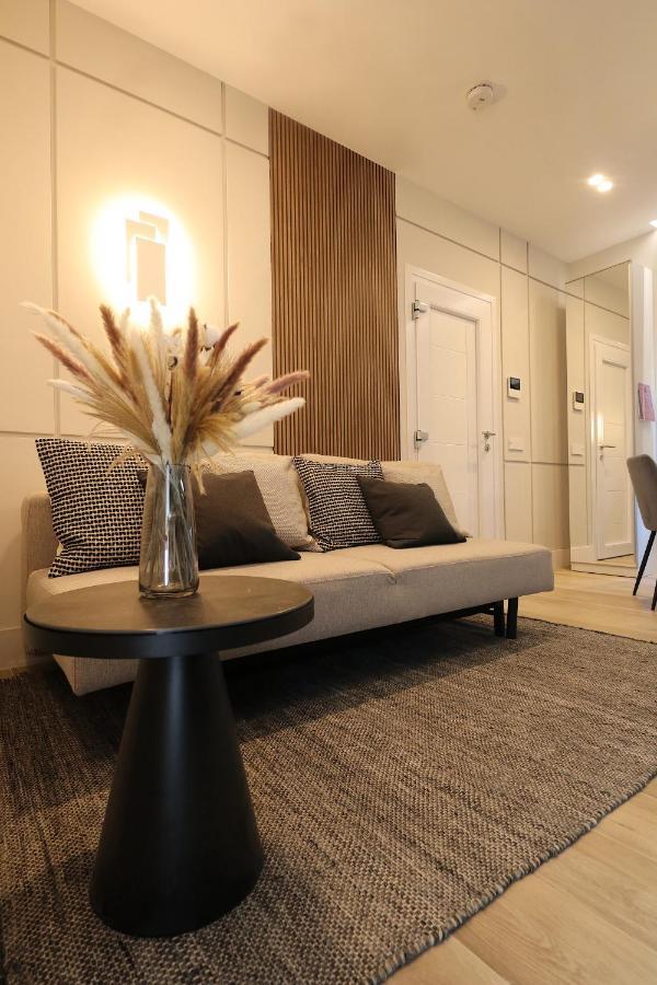 Charming & Luxurious Gem Apartment Olbia Bagian luar foto