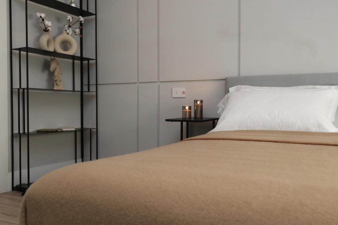 Charming & Luxurious Gem Apartment Olbia Bagian luar foto