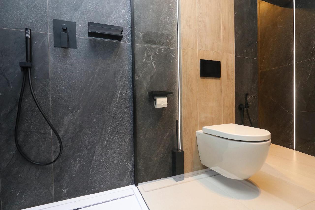 Charming & Luxurious Gem Apartment Olbia Bagian luar foto
