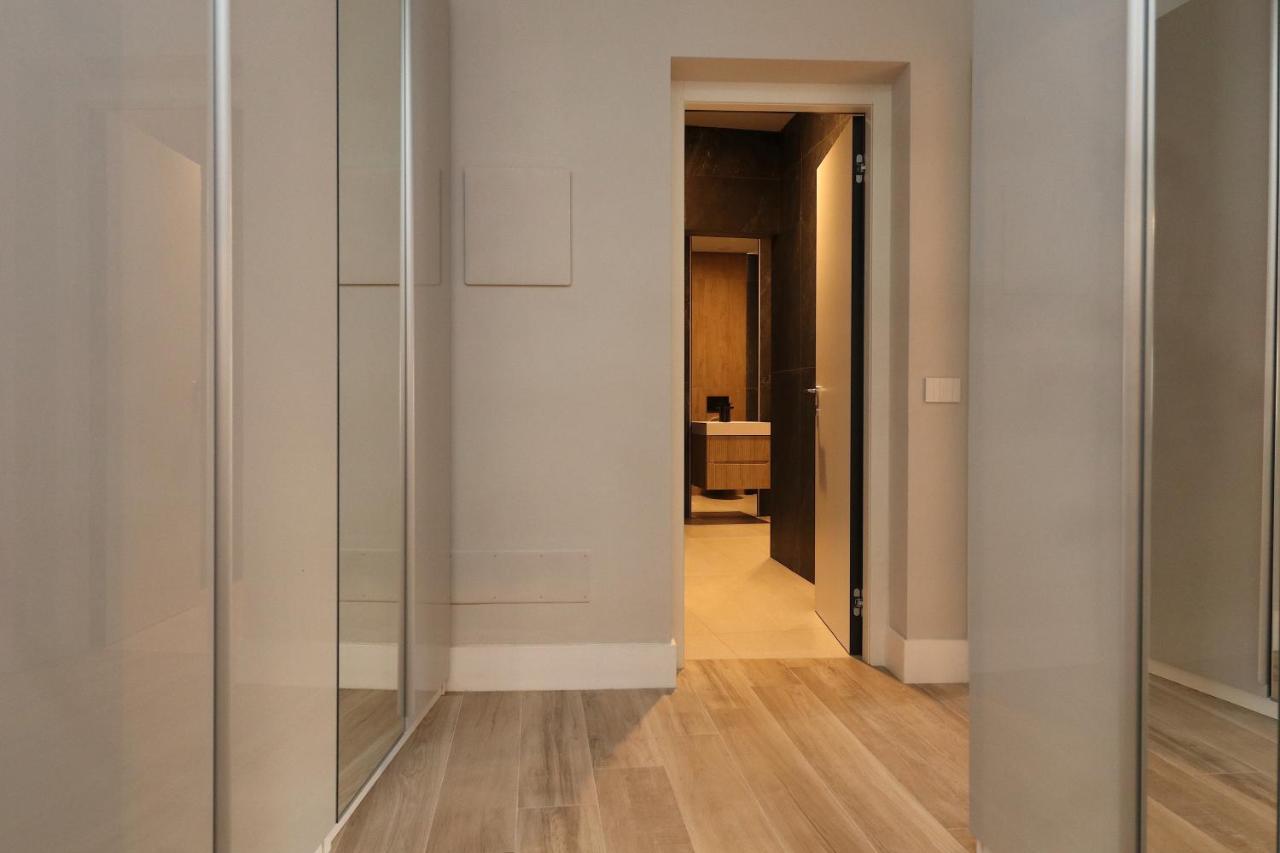 Charming & Luxurious Gem Apartment Olbia Bagian luar foto